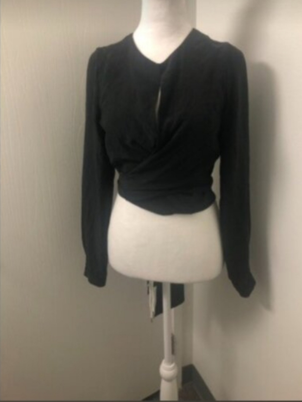 Sam & Lavi Womens Keyhole Cutout Silk Tie Long Sleeve Blouse Top Sz XS